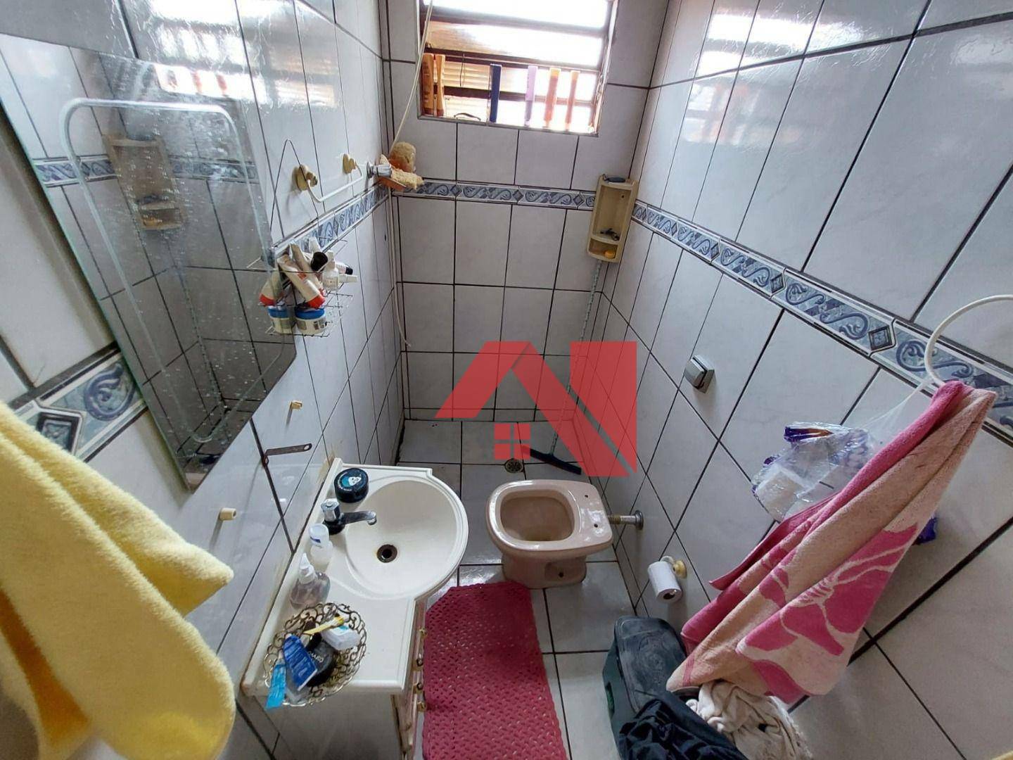 Casa à venda com 2 quartos, 99m² - Foto 4