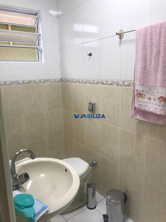 Sobrado à venda com 3 quartos, 332m² - Foto 17