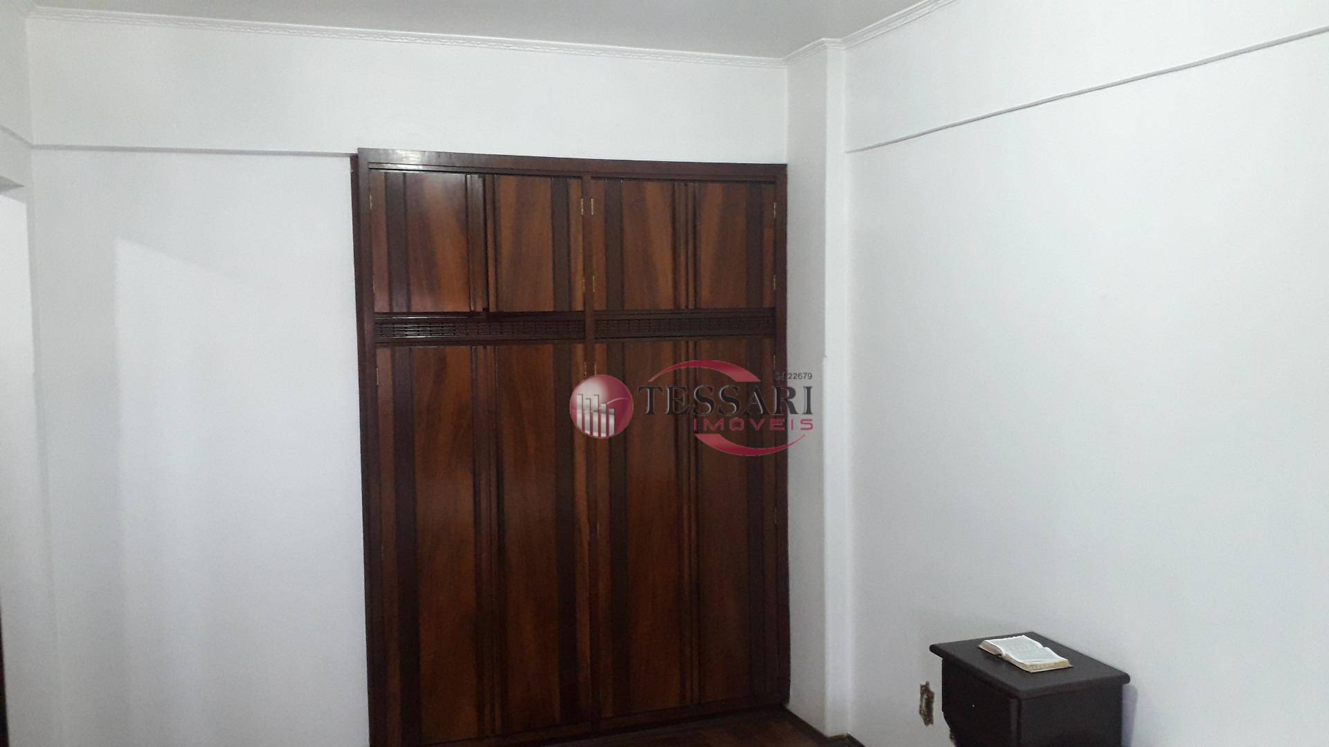 Apartamento à venda com 3 quartos, 157m² - Foto 8