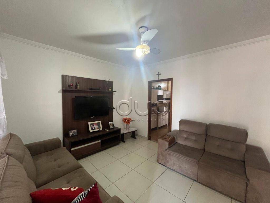 Casa à venda com 3 quartos, 212m² - Foto 6
