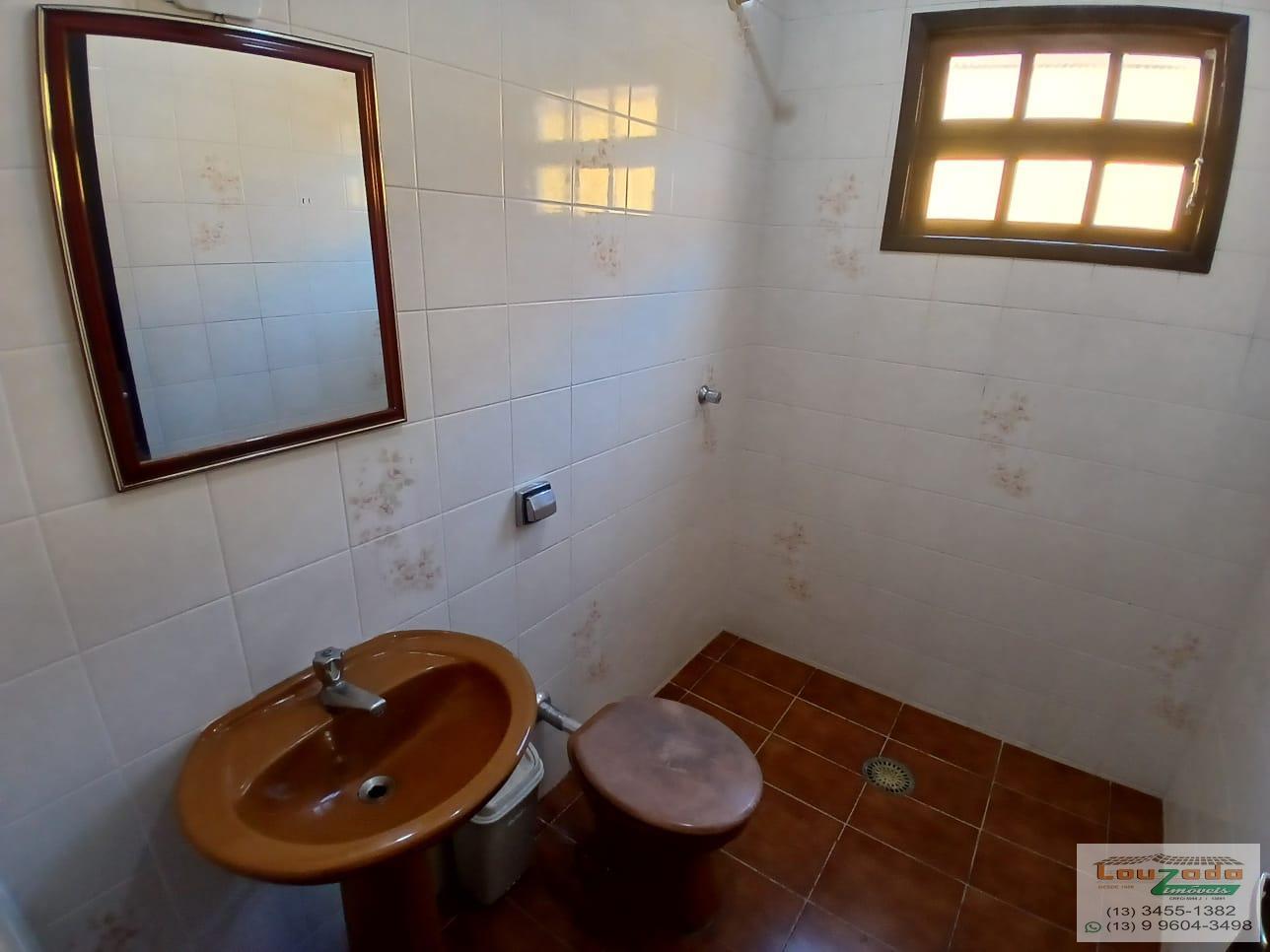 Casa para alugar com 2 quartos, 259m² - Foto 11