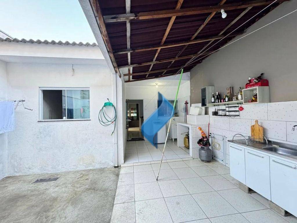 Casa à venda com 2 quartos, 118m² - Foto 10