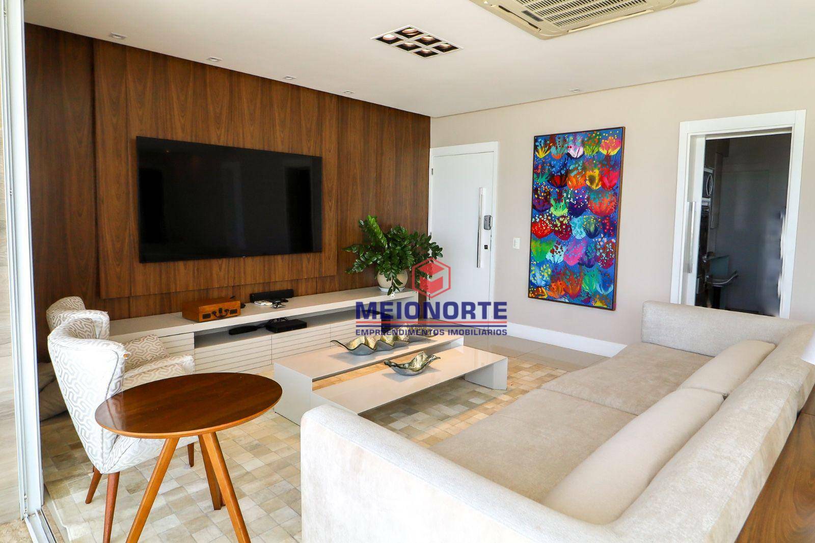 Apartamento para alugar com 3 quartos, 136m² - Foto 4