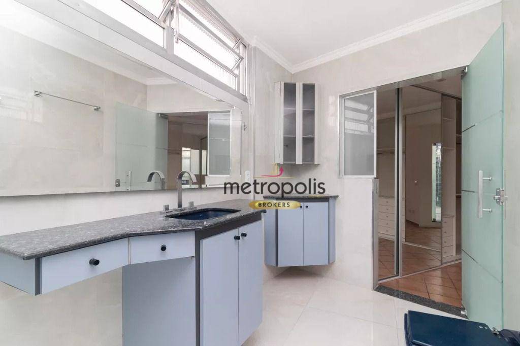 Sobrado à venda com 2 quartos, 300m² - Foto 17