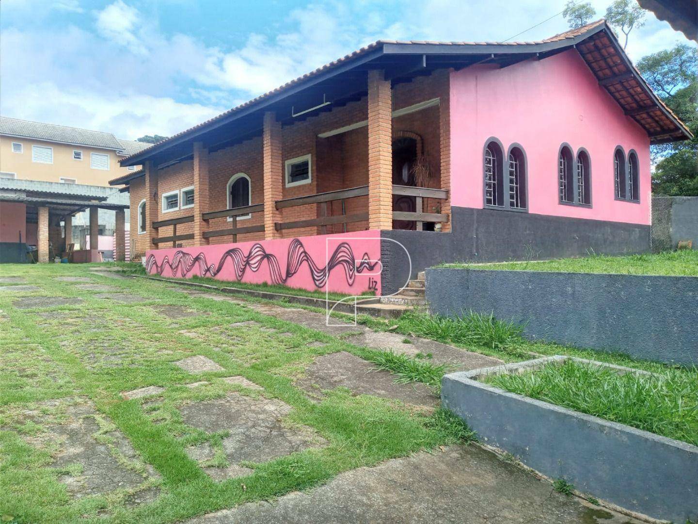 Casa de Condomínio à venda e aluguel com 6 quartos, 400m² - Foto 1