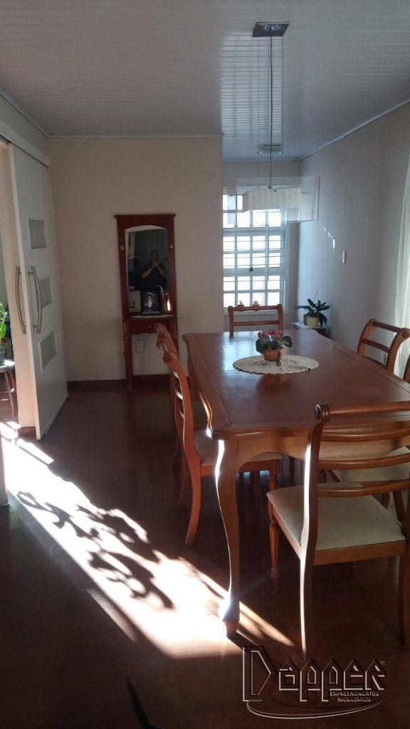 Casa à venda com 4 quartos, 250m² - Foto 3