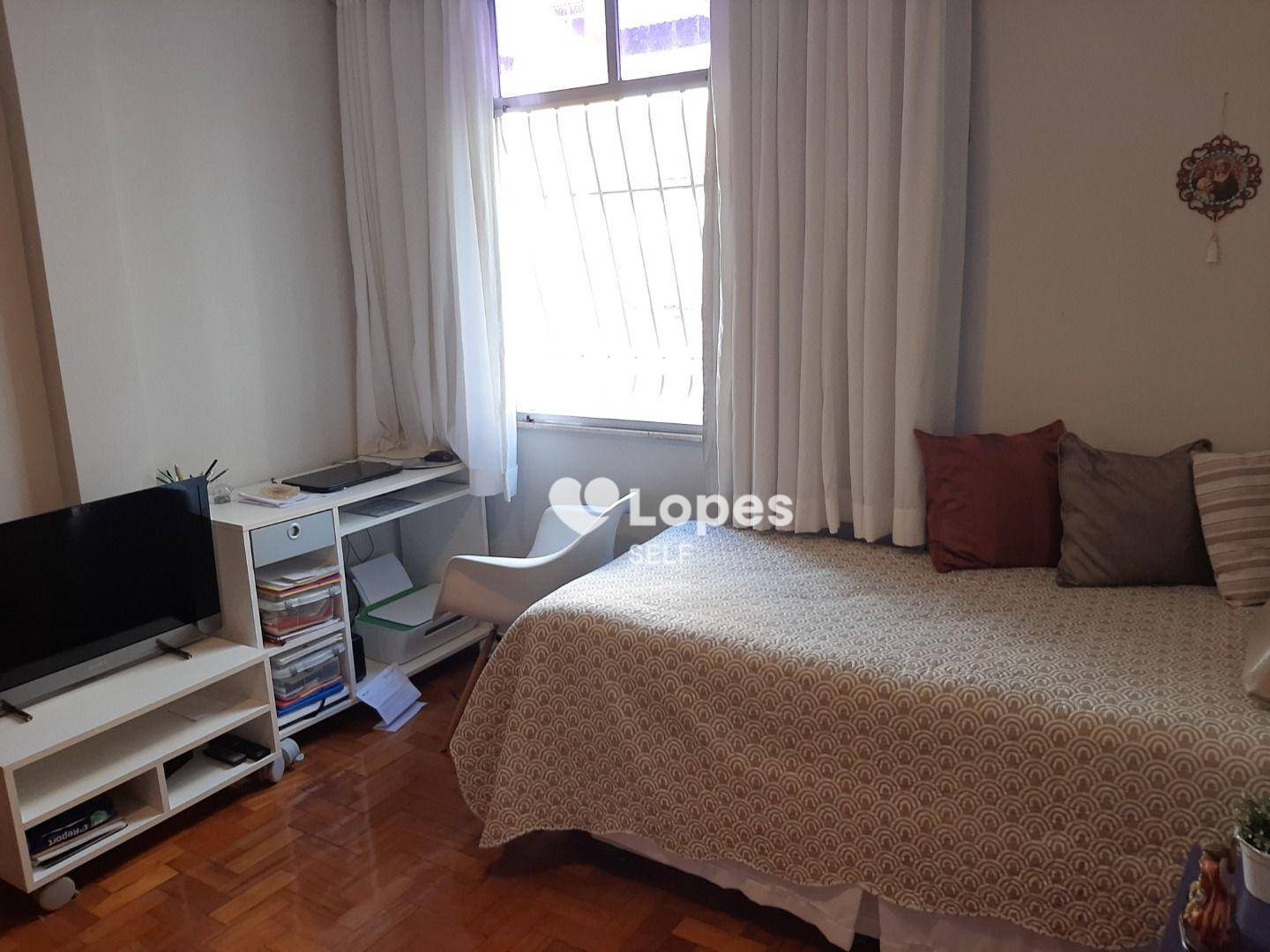 Apartamento à venda com 3 quartos, 125m² - Foto 11