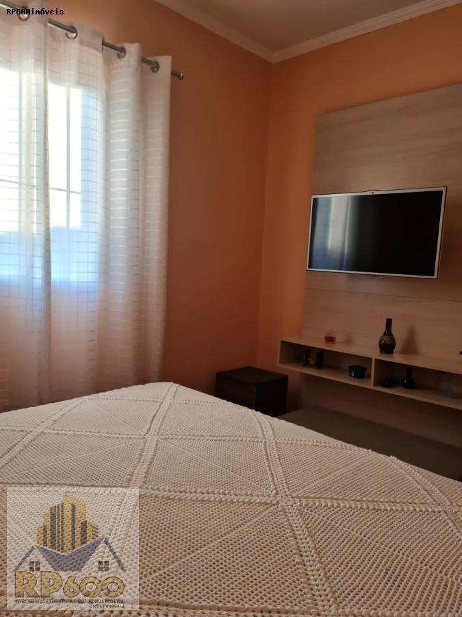 Casa à venda com 2 quartos, 108m² - Foto 13