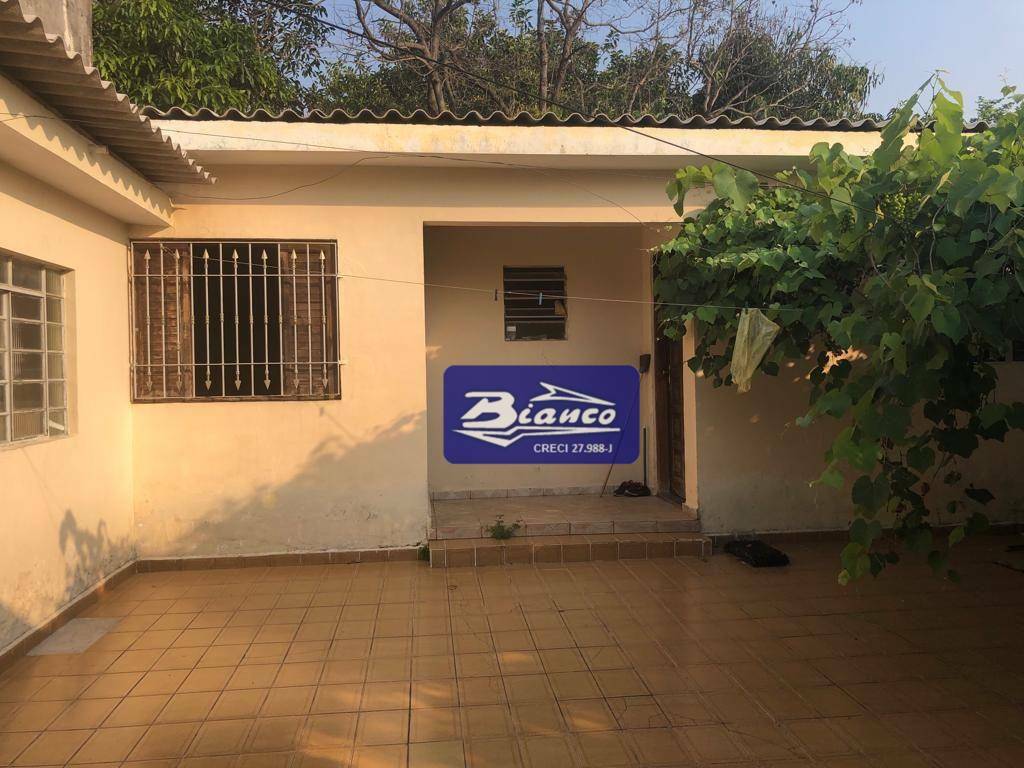 Casa à venda com 2 quartos, 120m² - Foto 4