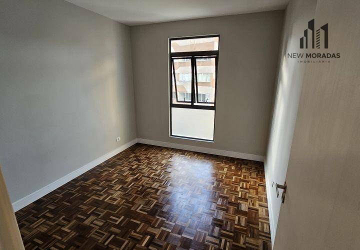 Apartamento à venda com 3 quartos, 93m² - Foto 11