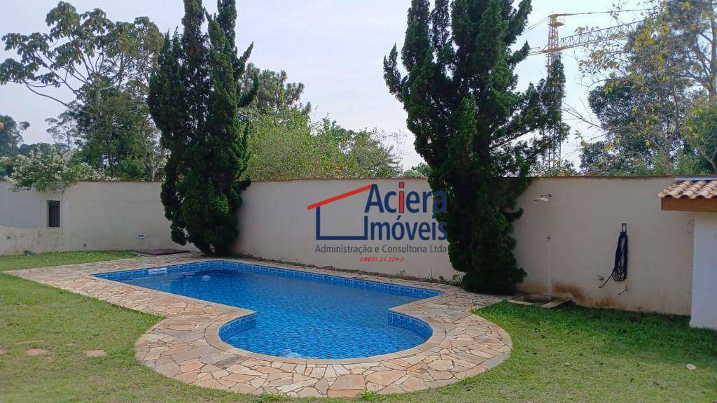 Casa de Condomínio à venda com 3 quartos, 217m² - Foto 32