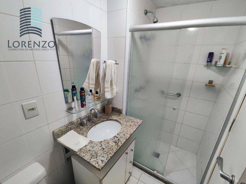 Apartamento para alugar com 2 quartos, 75m² - Foto 24