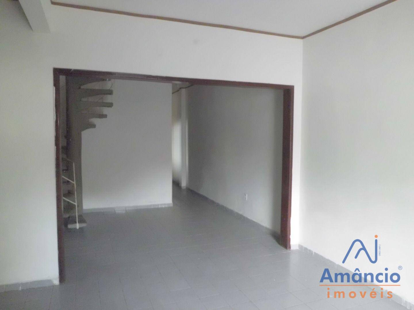 Casa para alugar com 4 quartos, 120m² - Foto 21