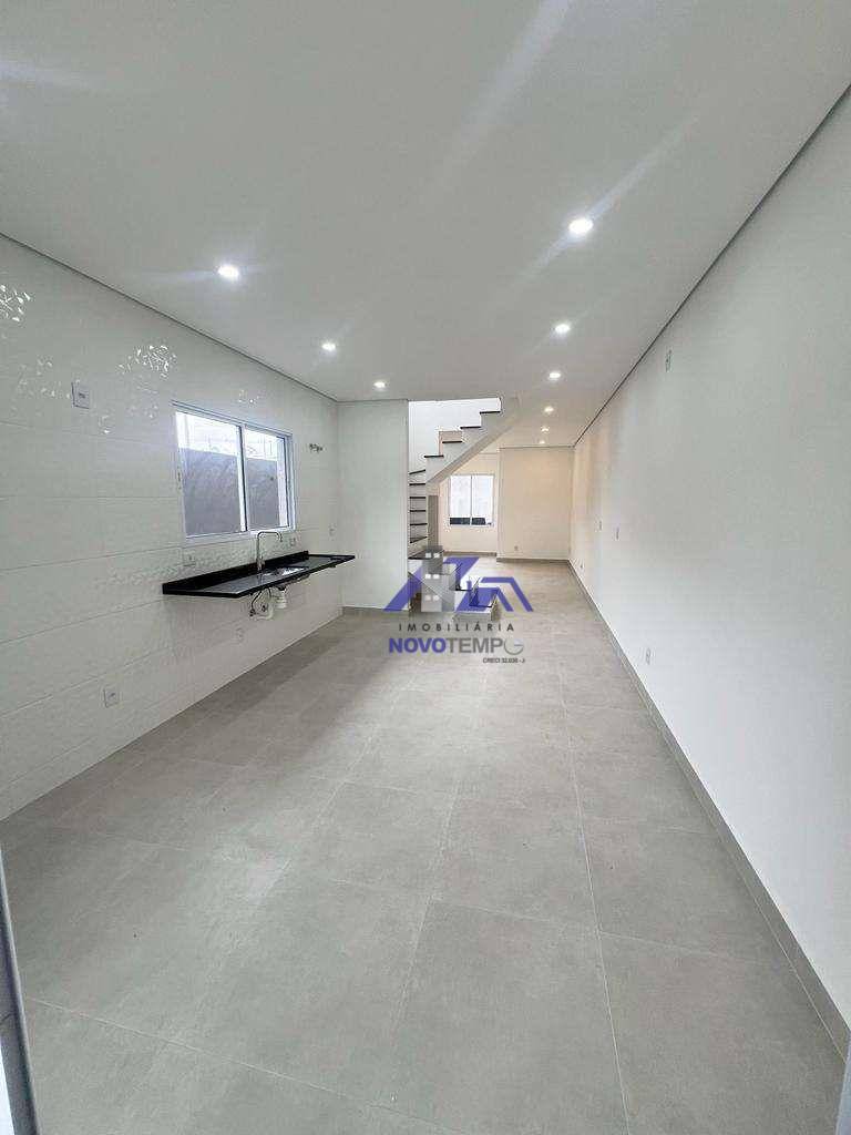 Sobrado à venda com 3 quartos, 96m² - Foto 2