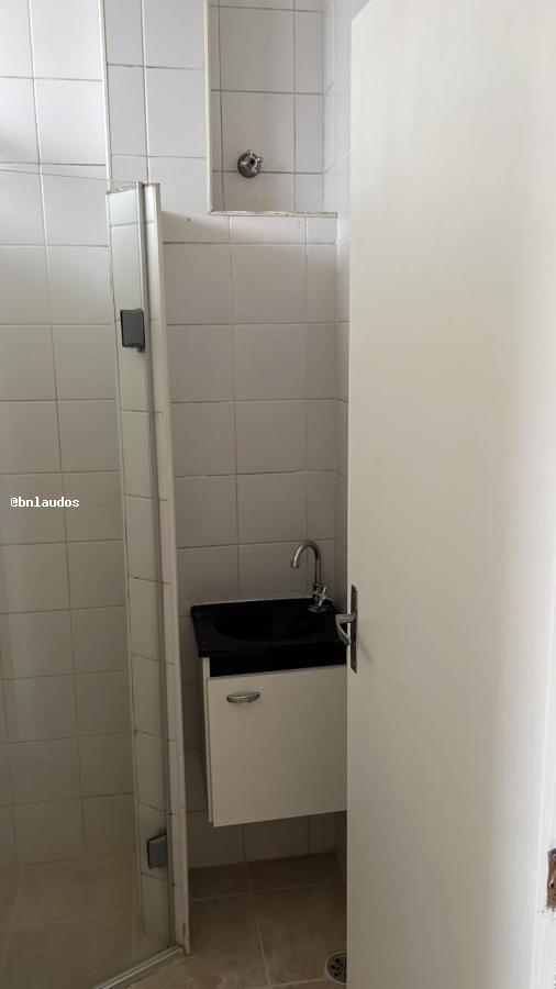 Apartamento para alugar com 2 quartos, 70m² - Foto 11