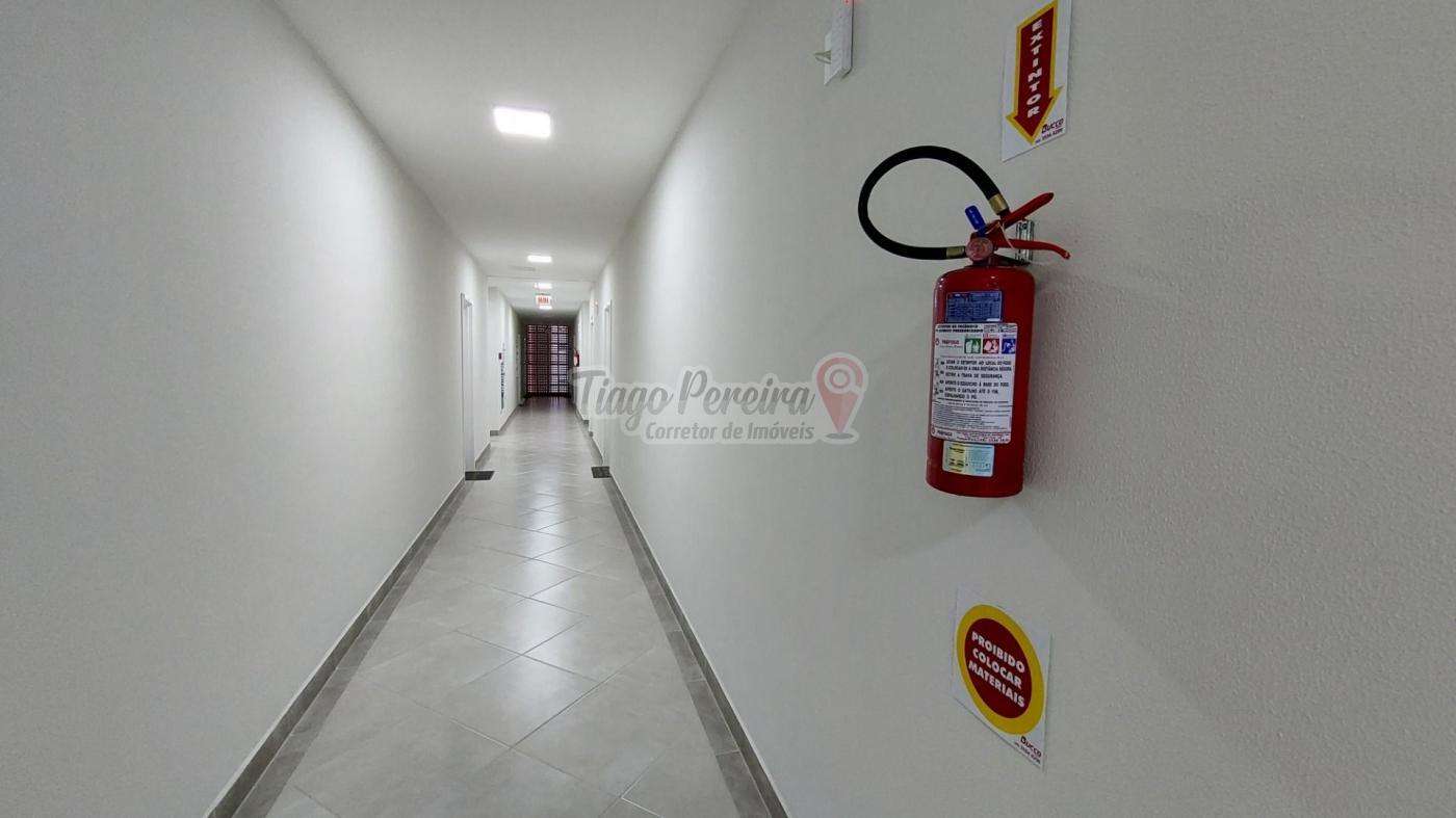 Apartamento para alugar com 2 quartos, 68m² - Foto 20