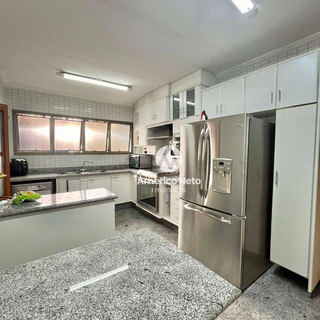 Apartamento à venda com 3 quartos, 197m² - Foto 12