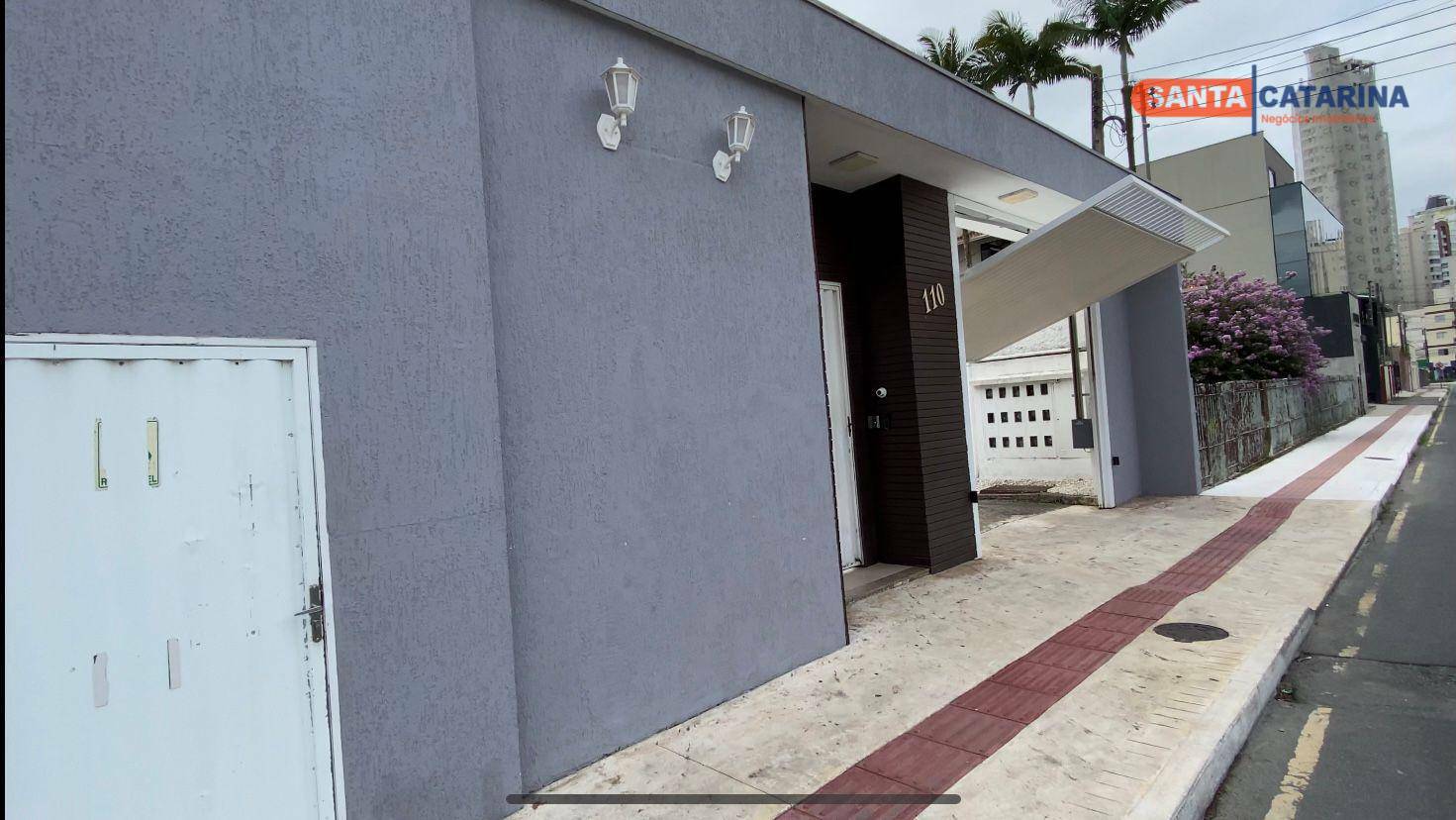 Casa de Condomínio à venda com 4 quartos, 166m² - Foto 2