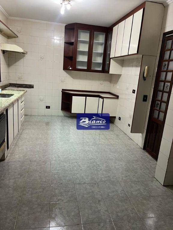 Sobrado à venda com 3 quartos, 232m² - Foto 38