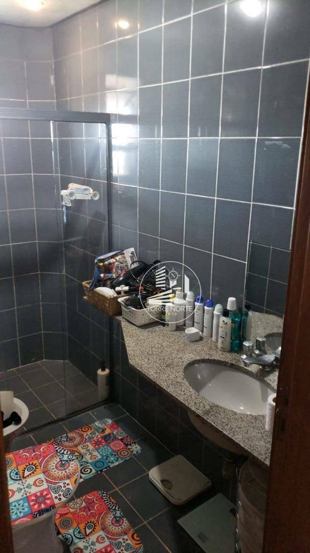 Apartamento à venda com 4 quartos, 167m² - Foto 9