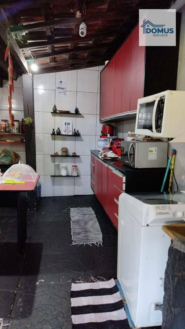 Chácara à venda com 2 quartos, 200m² - Foto 9