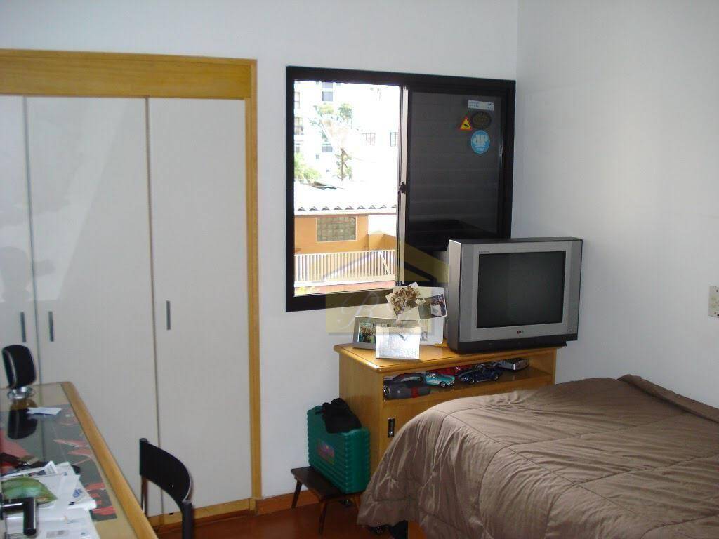 Apartamento à venda com 3 quartos, 108m² - Foto 10