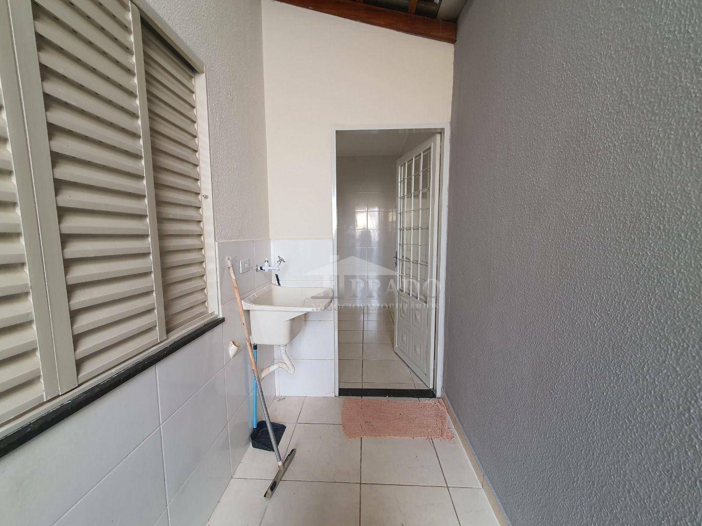 Casa à venda com 2 quartos, 81m² - Foto 20