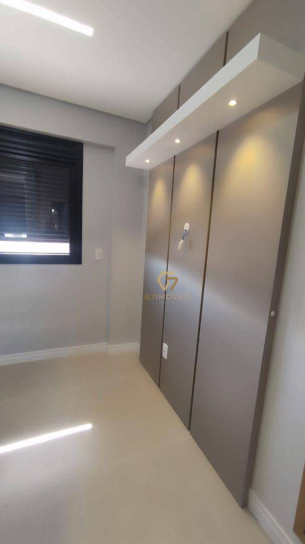 Apartamento à venda com 3 quartos, 150m² - Foto 16