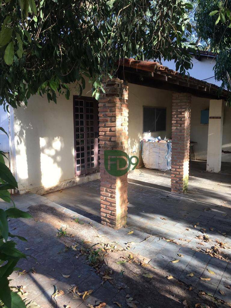 Chácara à venda com 4 quartos, 337m² - Foto 10