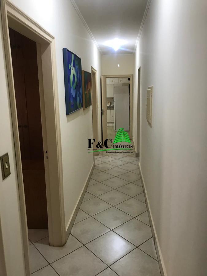 Casa à venda com 3 quartos, 250m² - Foto 18