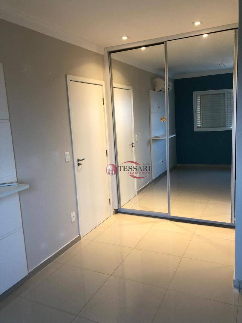 Apartamento à venda com 3 quartos, 157m² - Foto 9