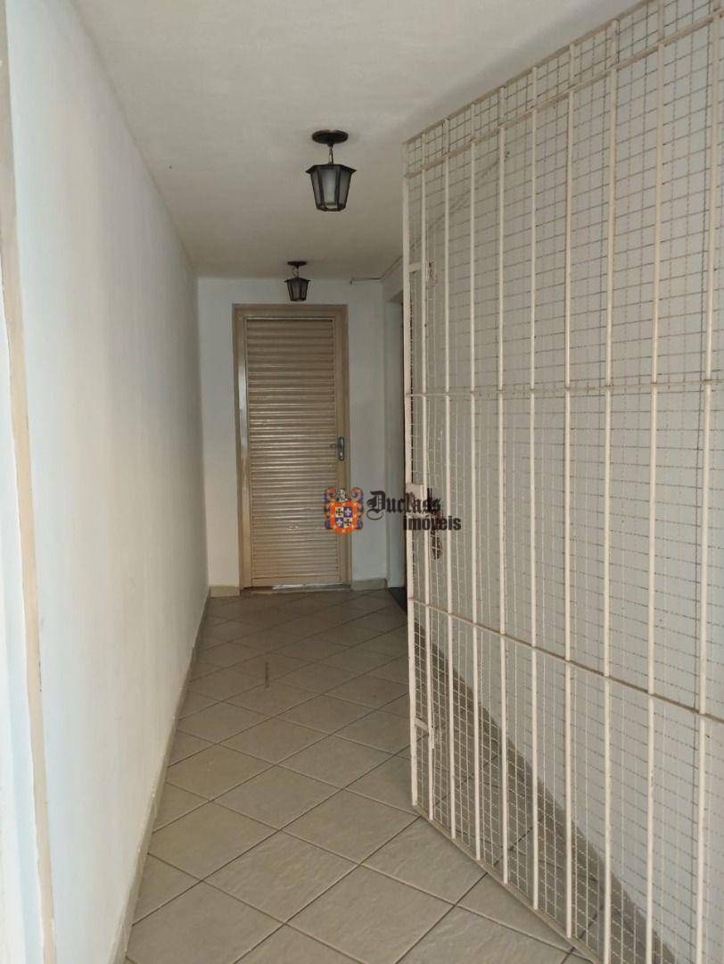 Sobrado à venda com 4 quartos, 131M2 - Foto 13