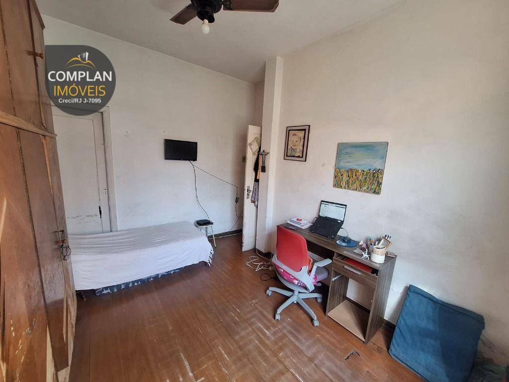 Apartamento à venda com 3 quartos, 75m² - Foto 18