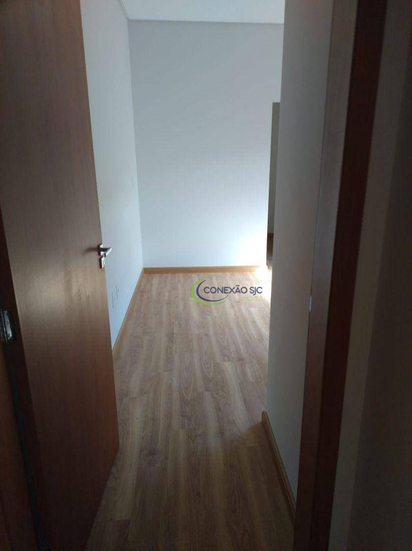 Casa de Condomínio à venda com 3 quartos, 250m² - Foto 4