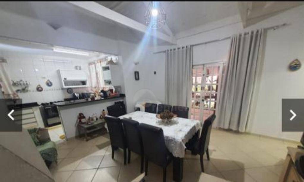 Chácara à venda com 4 quartos, 320m² - Foto 13