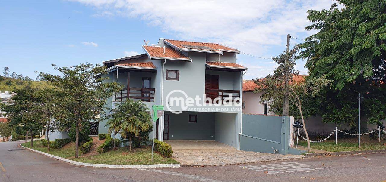 Casa de Condomínio para alugar com 3 quartos, 248m² - Foto 1