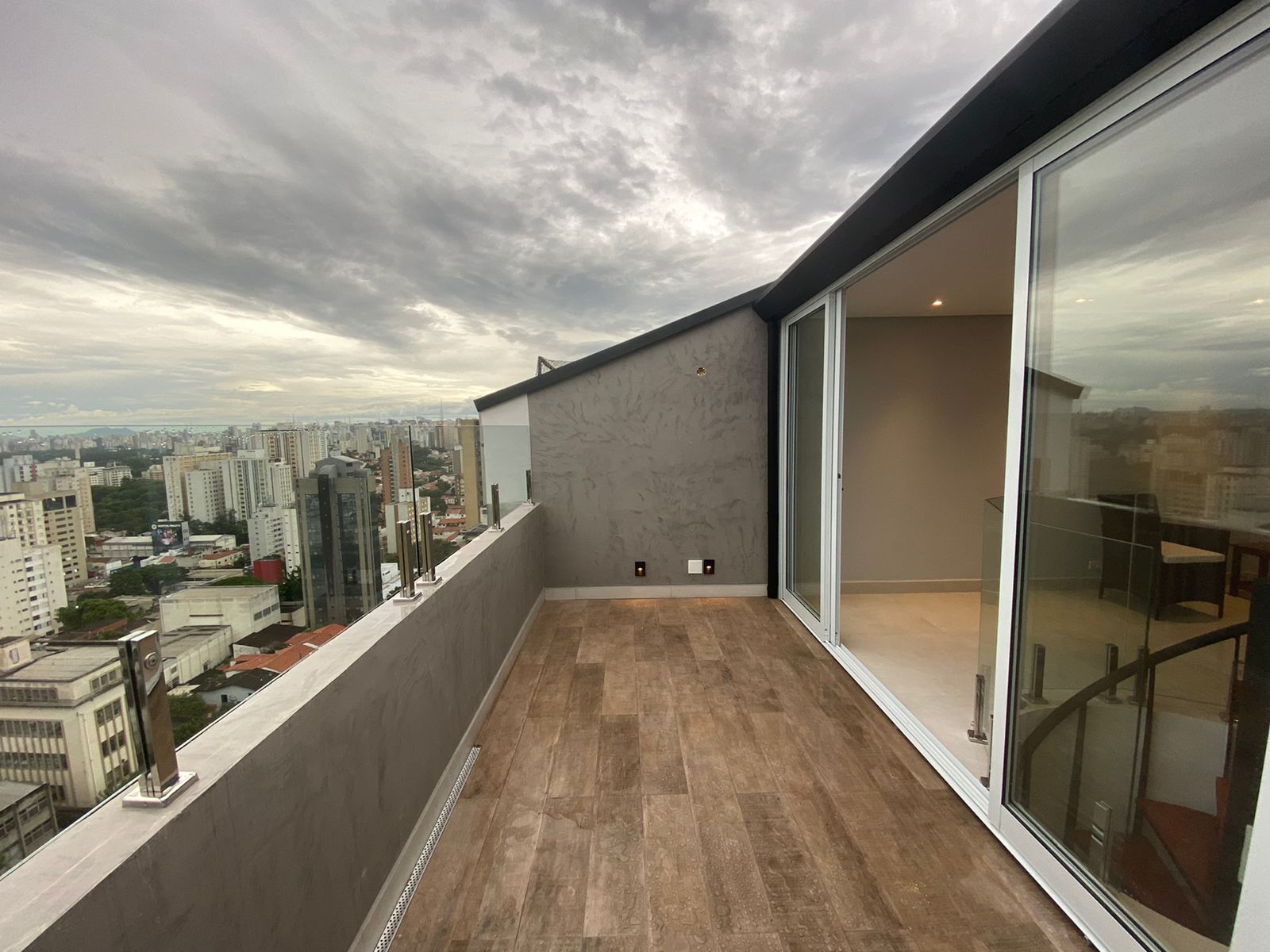 Apartamento à venda com 1 quarto, 105m² - Foto 5