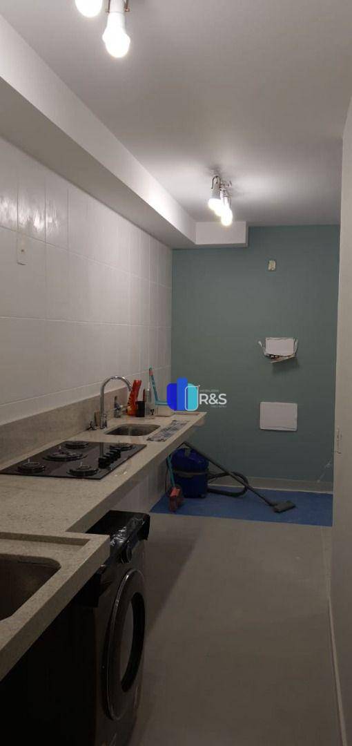 Apartamento à venda com 2 quartos, 67m² - Foto 2