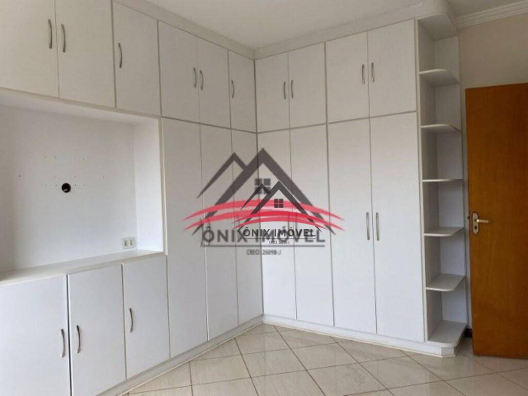 Casa de Condomínio à venda e aluguel com 3 quartos, 255m² - Foto 22