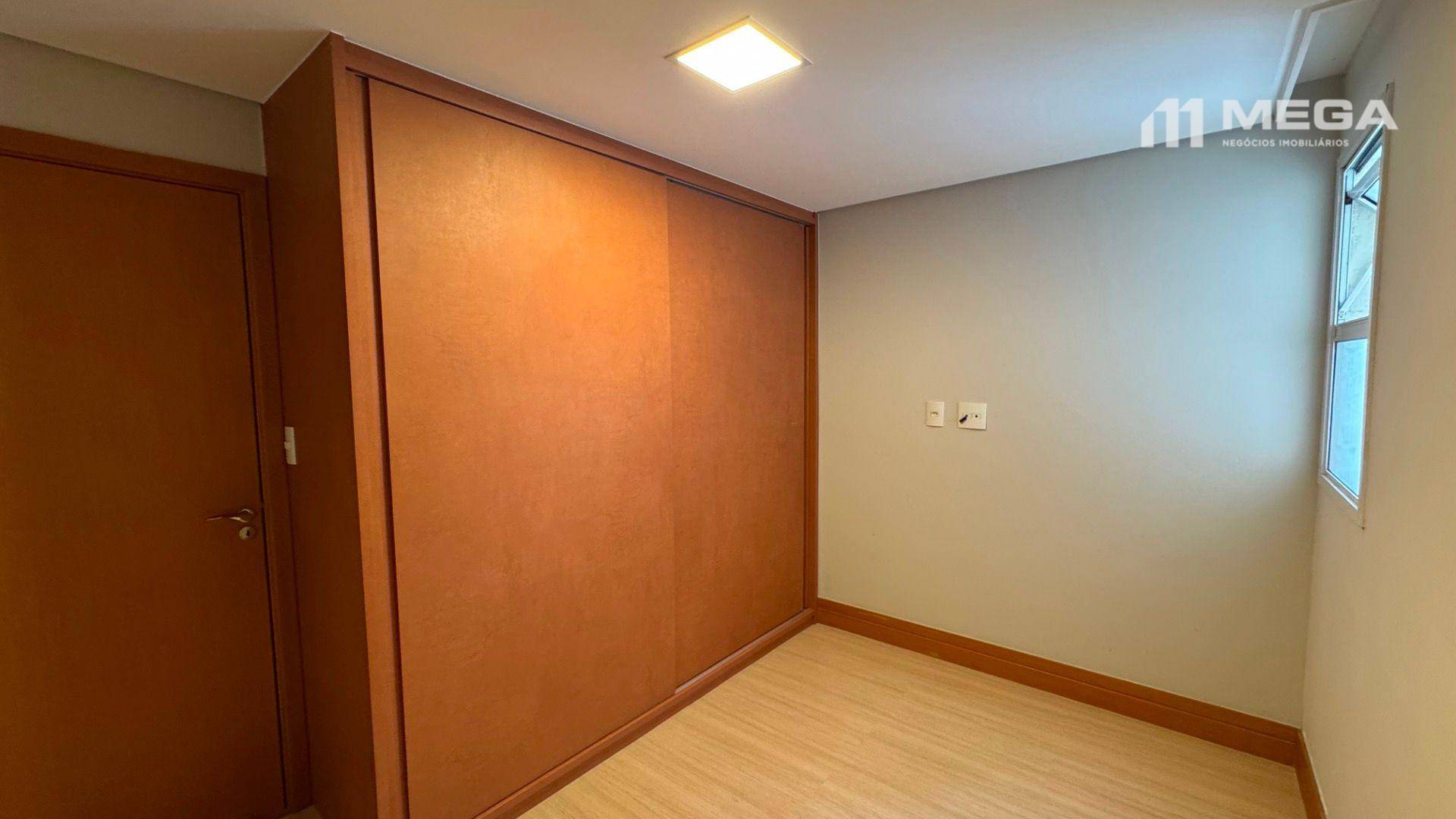 Apartamento à venda com 3 quartos, 115m² - Foto 13