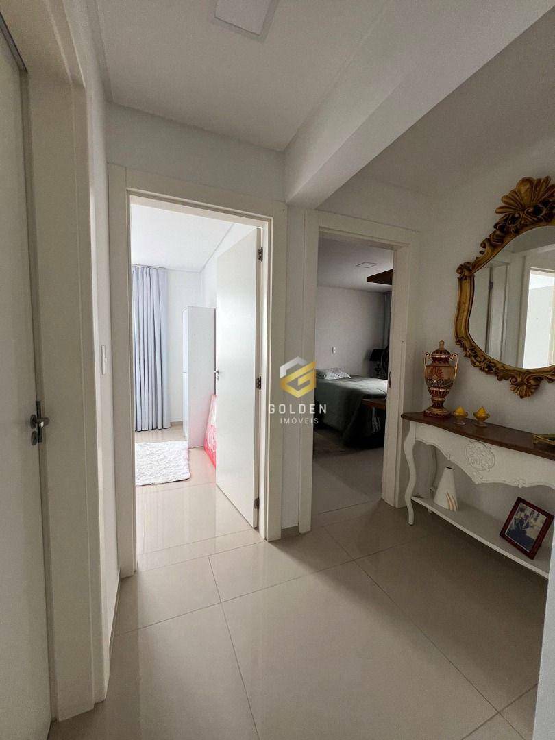 Apartamento à venda com 3 quartos, 151m² - Foto 9