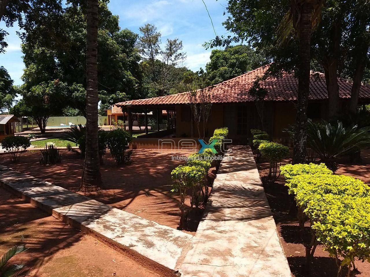 Fazenda à venda com 4 quartos, 430000M2 - Foto 1