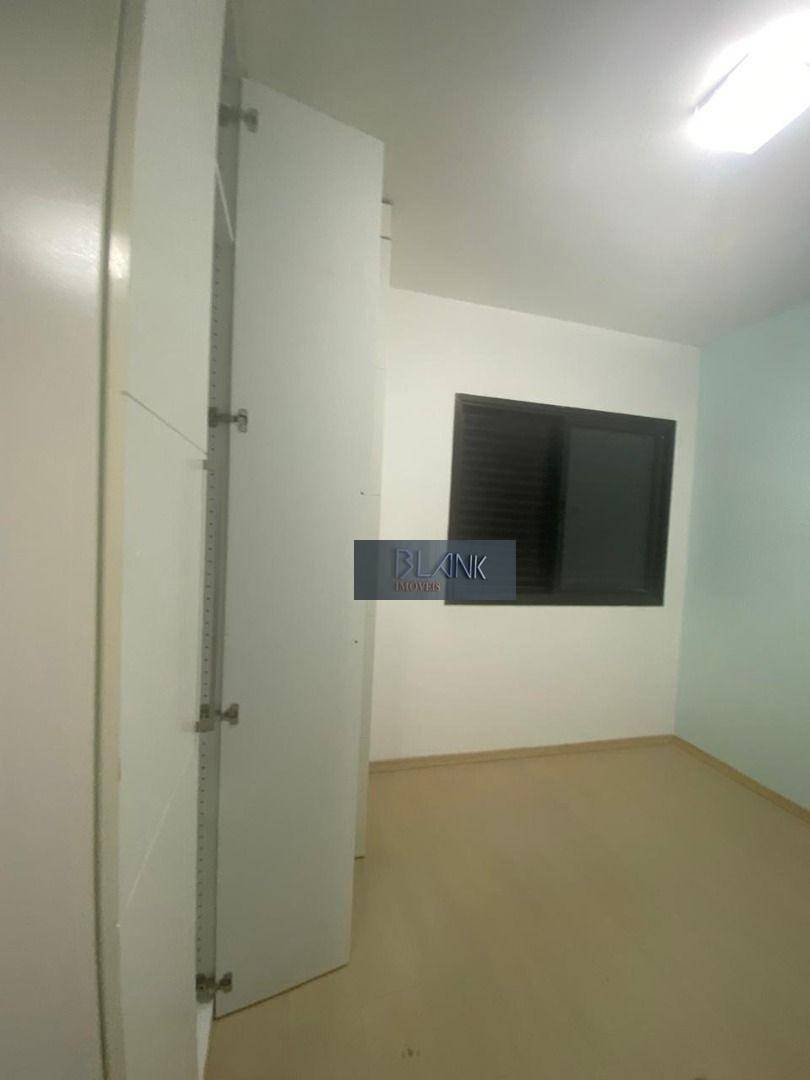 Apartamento para alugar com 3 quartos, 95m² - Foto 24