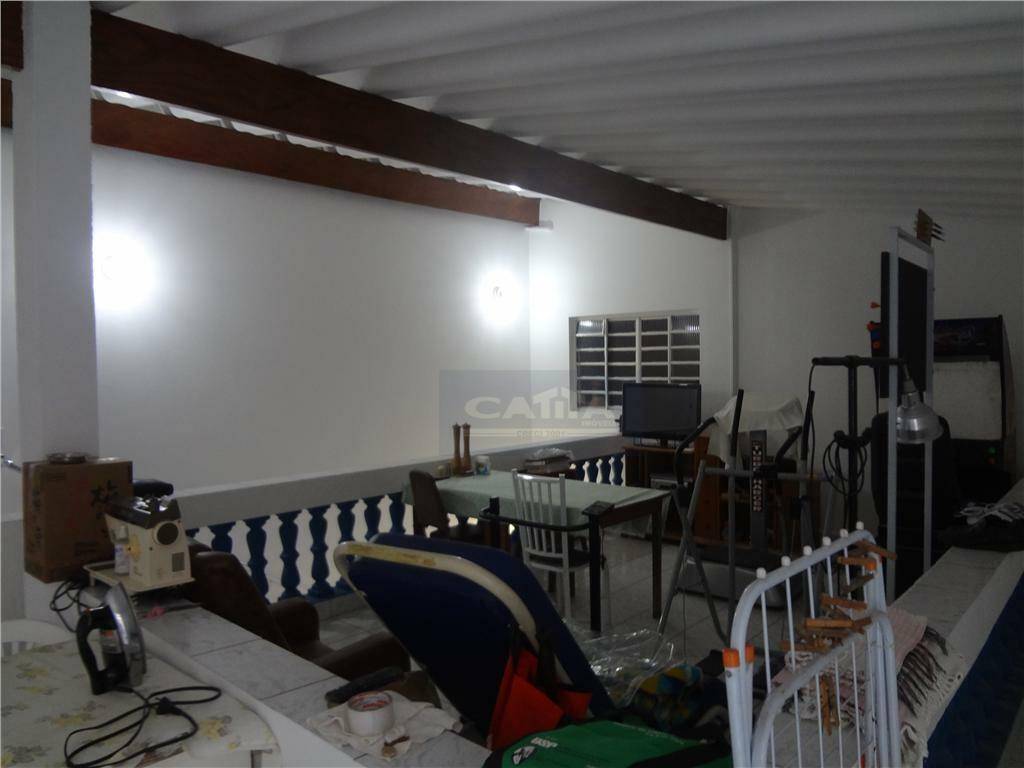 Sobrado à venda com 5 quartos, 300m² - Foto 42