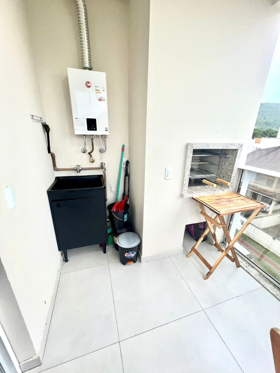 Apartamento à venda com 2 quartos, 65m² - Foto 12