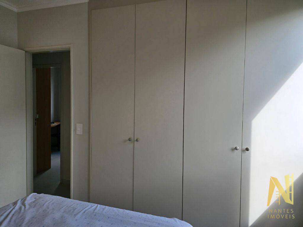 Apartamento para alugar com 3 quartos, 72m² - Foto 15