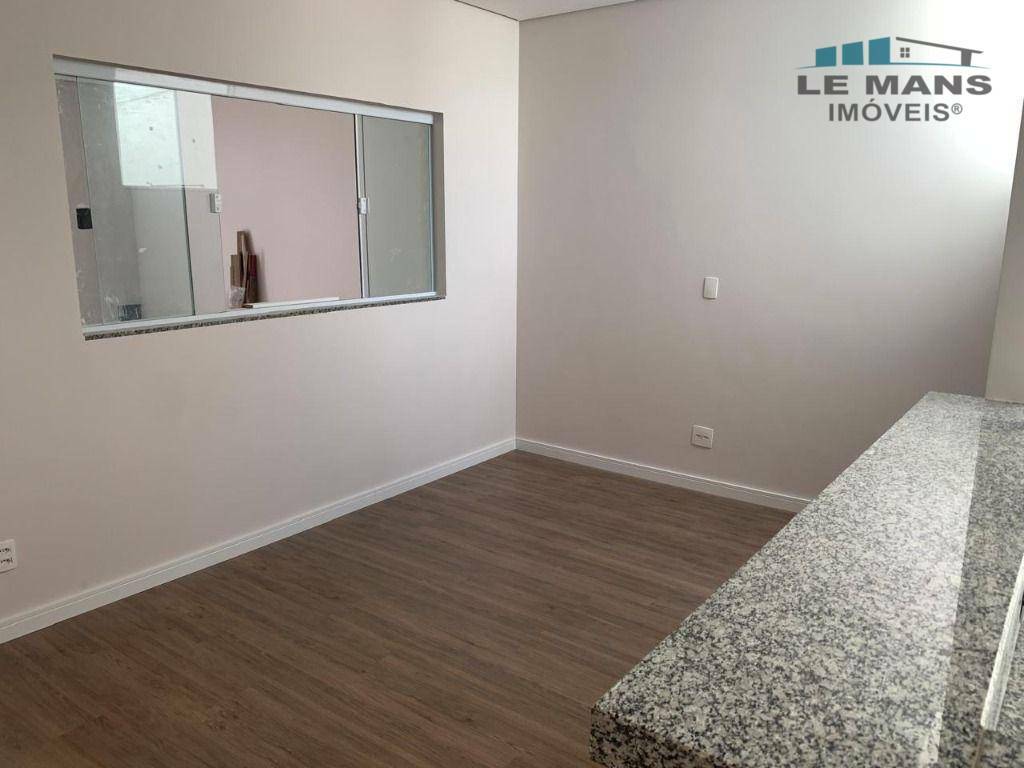 Casa à venda com 2 quartos, 85m² - Foto 3