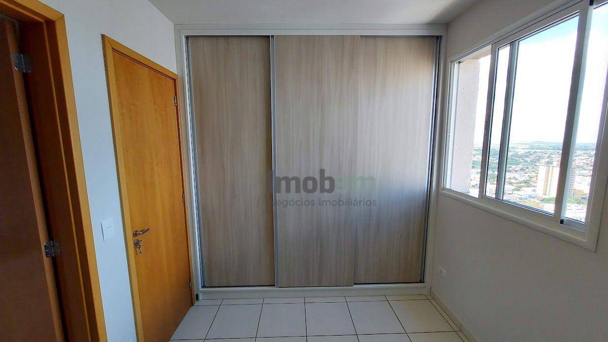 Apartamento à venda com 2 quartos, 70m² - Foto 19