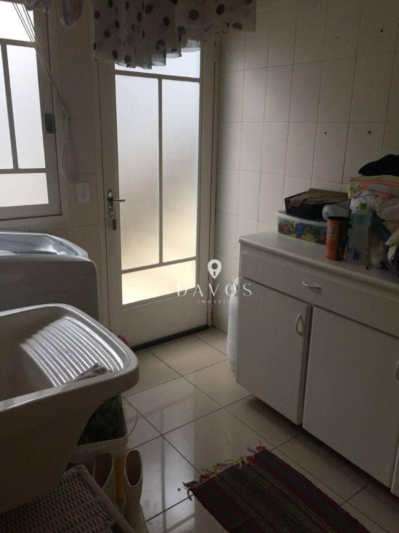 Sobrado à venda com 3 quartos, 207m² - Foto 5