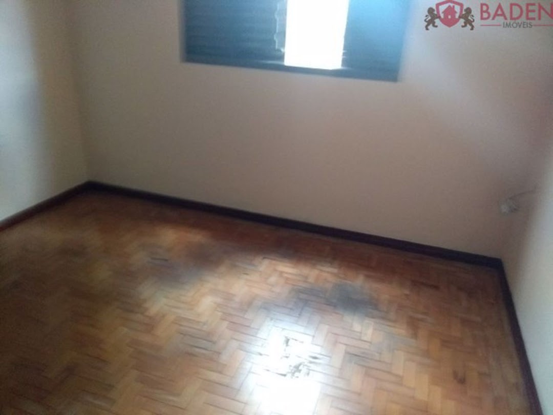 Casa à venda com 4 quartos, 150m² - Foto 9